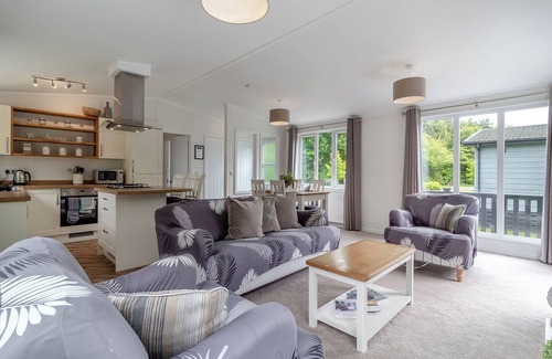 Earls Colne Ski Chalet | 2 bedroom accommodation in Earls Colne, Colchester