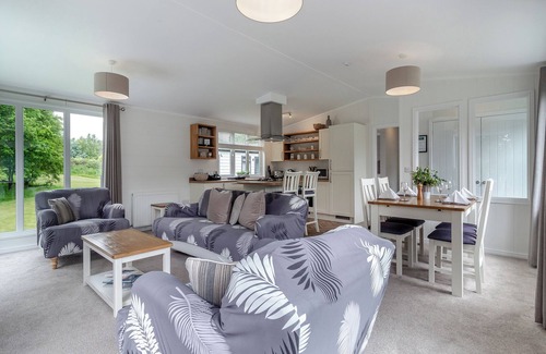 Earls Colne Ski Chalet | 2 bedroom accommodation in Earls Colne, Colchester