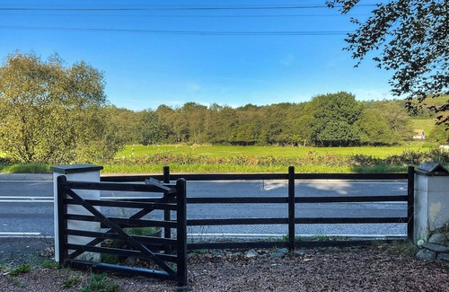 Llandovery Cottage | 2 bedroom accommodation in Cynghordy, Llandovery