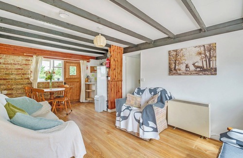 Hartgrove Cottage | 2 bedroom accommodation in East Orchard, near Shaftesbury