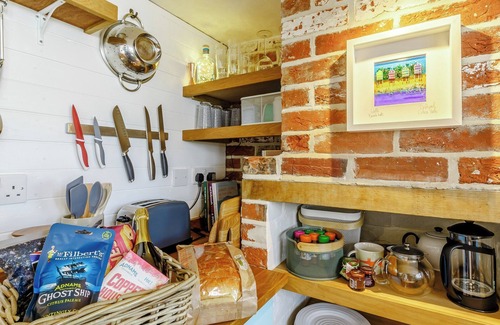 Martlesham Heath Cottage | 2 bedroom accommodation in Woodbridge