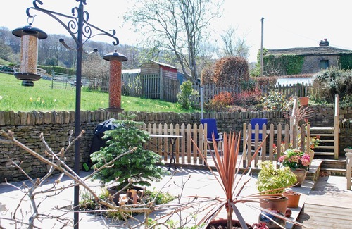 Honley Cottage | 2 bedroom accommodation in Almondbury