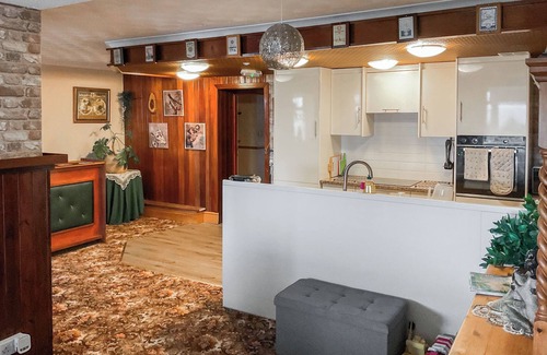 Ammanford Cottage | 2 bedroom accommodation in Bettws, near Swansea