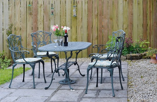 Brazzacott Cottage | 2 bedroom accommodation in North Petherwin, near Launceston