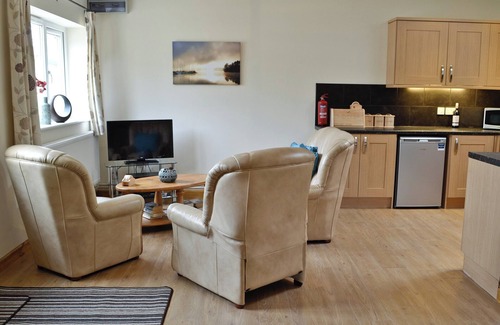 Winterbourne Abbas Cottage | 2 bedroom accommodation in Winterbourne Steepleton, near Dorchester
