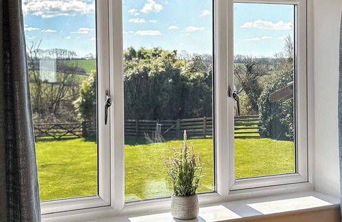 Ilfracombe Cottage | 2 bedroom accommodation in Kentisbury, near Barnstaple