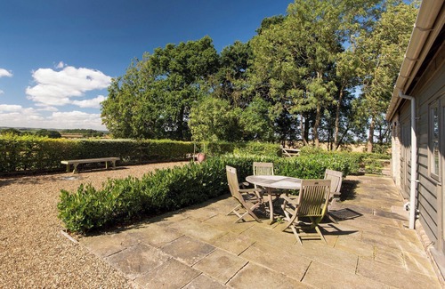 Clopton Cottage | 2 bedroom accommodation in Clopton, near Kettering