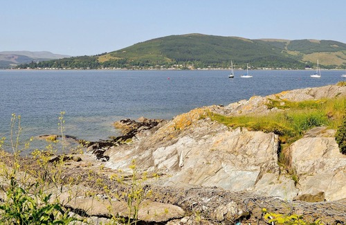 Kilcreggan Cottage | 2 bedroom accommodation in Cove, near Helensburgh