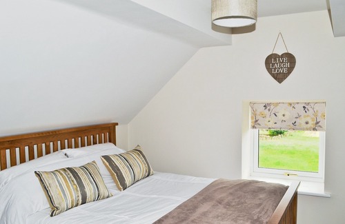 Forsbrook Cottage | 2 bedroom accommodation in Wetley Rocks, near Cheddleton