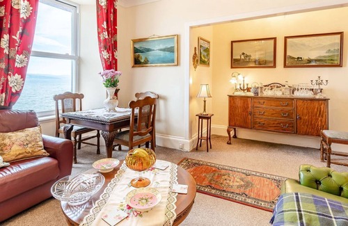 Innellan Cottage | 2 bedroom accommodation in Inellan, Dunoon
