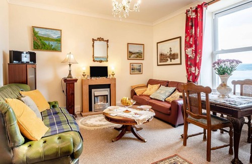 Innellan Cottage | 2 bedroom accommodation in Inellan, Dunoon
