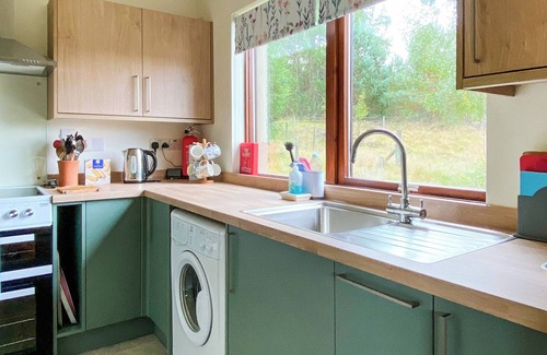 Kingussie Cottage | 2 bedroom accommodation in Inveruglas, near Kingussie
