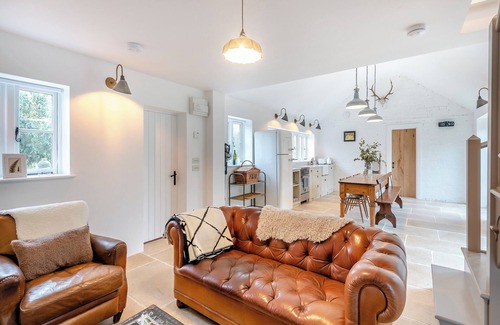 Sleaford Cottage | 2 bedroom accommodation in Howell, near Sleaford