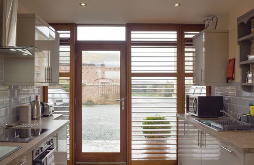 Stafford Cottage | 2 bedroom accommodation in Lower Drayton, near Penkridge