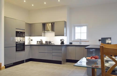 Whitland Cottage | 2 bedroom accommodation in Glandwr, near Narbeth