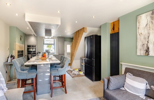Padfield Cottage | 2 bedroom accommodation in Glossop