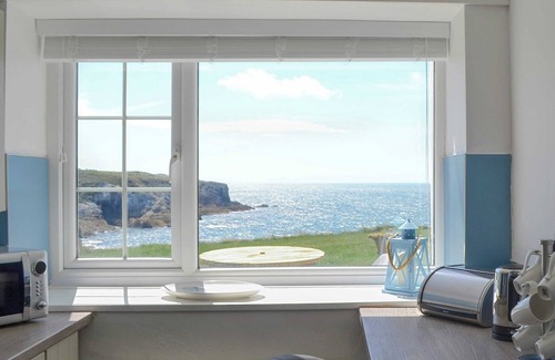 Rhoscolyn Cottage | 2 bedroom accommodation in Rhoscolyn, near Holyhead