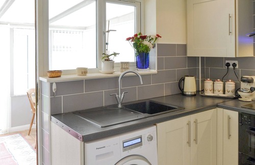 Walcott Cottage | 2 bedroom accommodation in Walcott, near Norwich