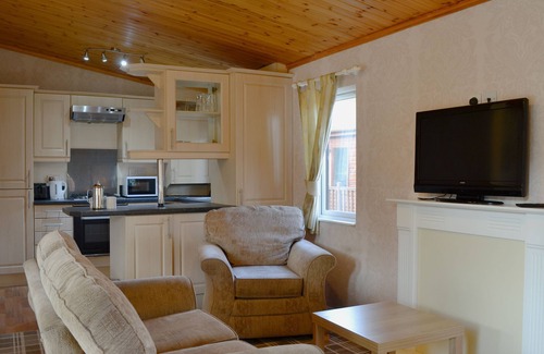 Dinnet Cottage | 2 bedroom accommodation in Dinnet, near Ballater