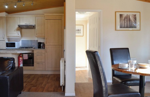 Dinnet Cottage | 2 bedroom accommodation in Dinnet, near Ballater