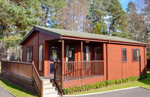 Dinnet Cottage | 2 bedroom accommodation in Dinnet, near Ballater