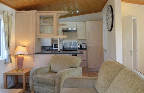 Dinnet Cottage | 2 bedroom accommodation in Dinnet, near Ballater