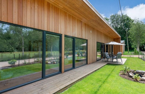 Beckley Cabin | 2 bedroom accommodation in Beckly