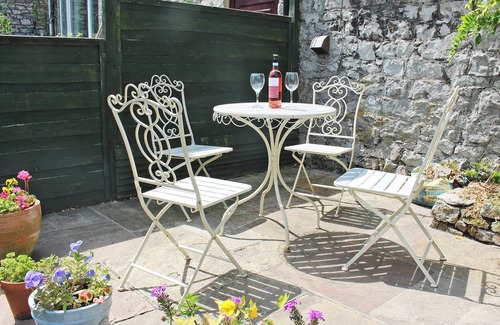 Tideswell Cottage | 2 bedroom accommodation in Tideswell, near Bakewell