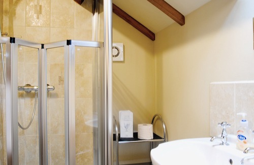 Caersws Cottage | 2 bedroom accommodation in Trefeglwys, near Caersws