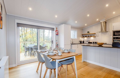 Elton House | 2 bedroom accommodation in Haddon
