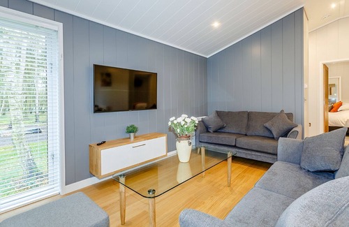 Elton House | 2 bedroom accommodation in Haddon