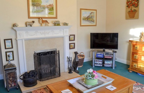 Lockton Cottage | 2 bedroom accommodation in Lockton, near Pickering