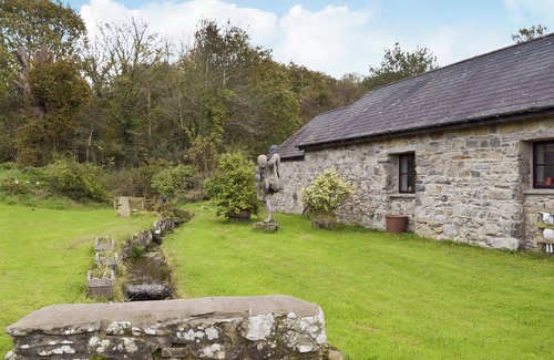 Newport Cottage | 2 bedroom accommodation in Fachongle Ganol, near Newport