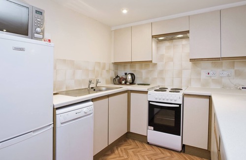 Smallburgh Cottage | 2 bedroom accommodation in Wayford Bridge, near Stalham
