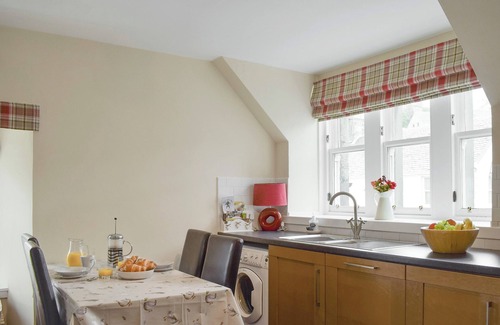 Airth Cottage | 2 bedroom accommodation in Culross, near Dunfermline