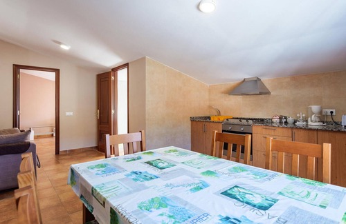 Samieira Apartment | 2 bedroom accommodation in Poio