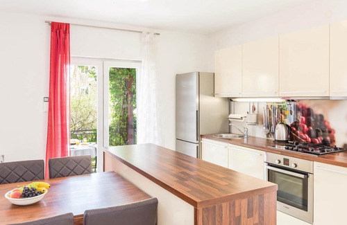 Bili brig Apartment | 2 bedroom amazing apartment in Makarska