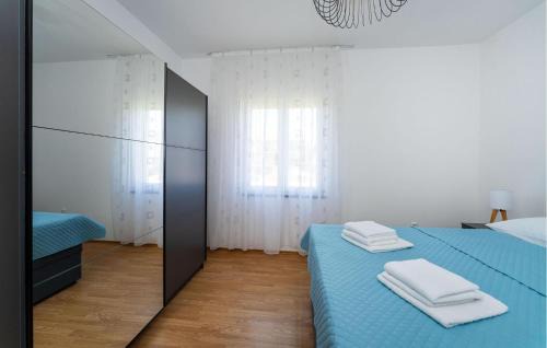 Galovac Apartment | 2 Bedroom Amazing Apartment In Galovac