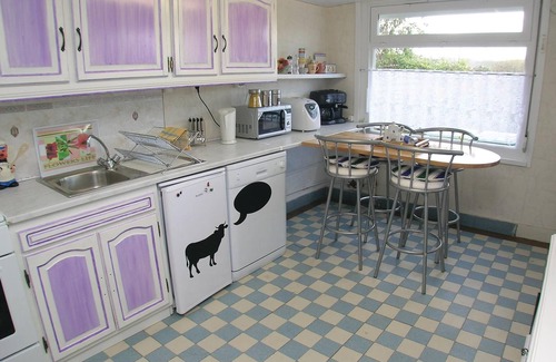 Houlle House | 2 bedroom amazing home in Houlle