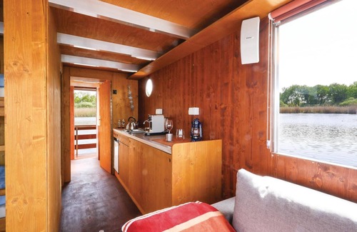 Radewege Boat Rental | 2 bedroom amazing ship in Radewege