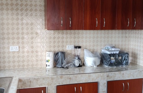 Elmina Apartment | 2-bedroom apartment in delightful Ataabaze Elmina with AC, WiFi