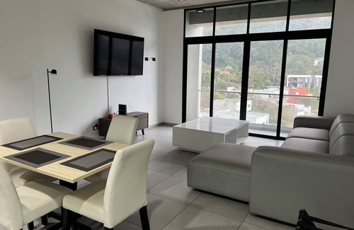 Antiguo Cuscatlan Apartment | 2-bedroom apartment in Nuevo Cuscatlán with WiFi, fitness room and pool access
