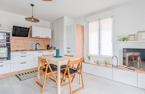 Sanguinet Apartment | 2-Bedroom Apartment 4 Guests, Terrace, Parking, Near Center