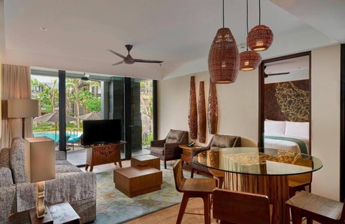 BTDC Resort | 2 bedroom apartment at a Marriott vacationclub in Bali.