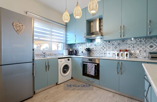 Pissouri Apartment | 2 bedroom apartment - communal pool
