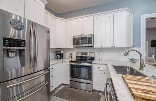 Hallowell Apartment | 2-bedroom apartment in charming Hallowell with AC