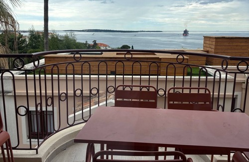 Cannes La Bocca Apartment | 2 Bedroom Apartment in Cannes