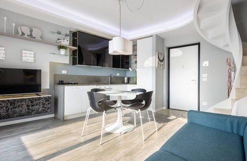 Parzanica Apartment | 2 Bedroom Apartment in Spiglia