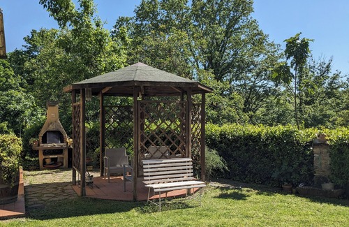 Santa Luce Apartment | 2 bedroom apartment in tuscany