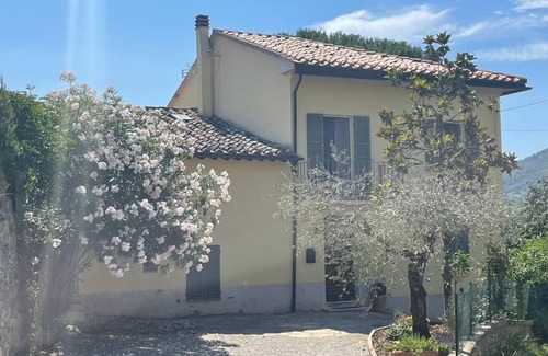 Collebaldo Apartment | 2 Bedroom Apartment in Collebaldo